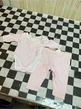 Gucci Pink Monogram Infant Bodysuit and Pants Set